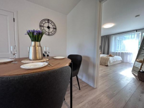 2 bedrooms apartment, city center, with balconies